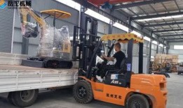 国产小型叉车视频,高效便捷的物流搬运利器