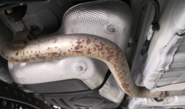 国产车铁皮为何生锈呢视频,揭秘国产车铁皮生锈之谜